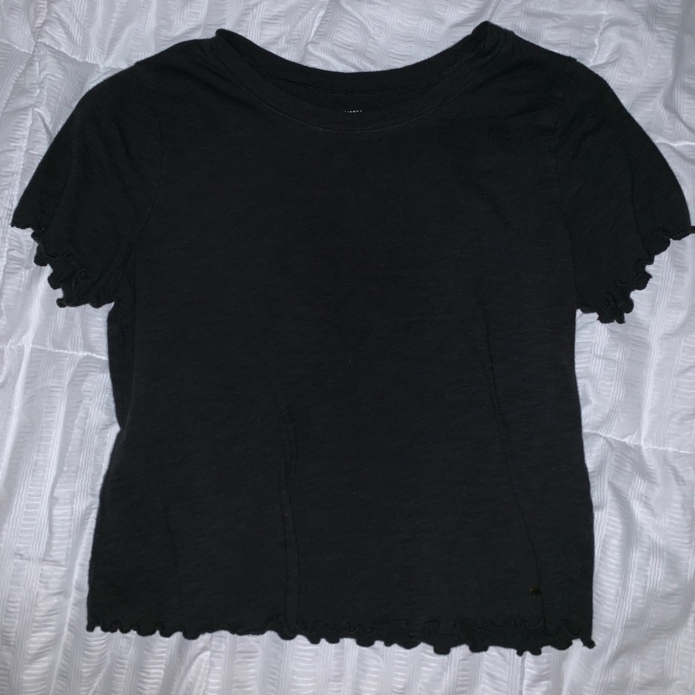 Black basic short sleeve Tee size S hollister